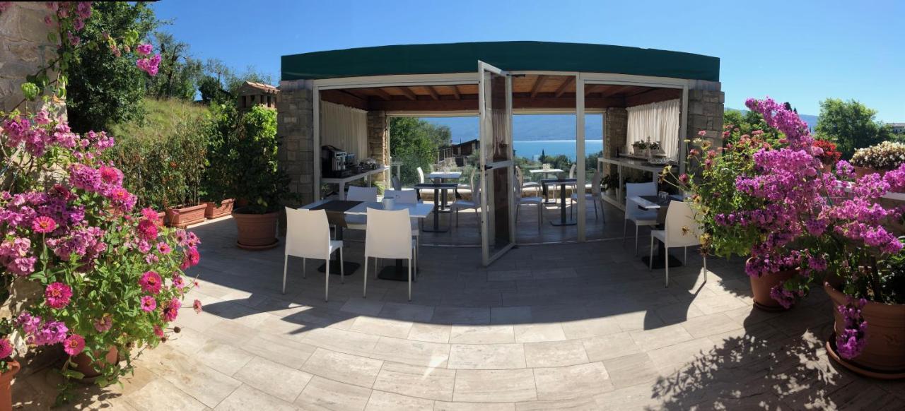 La Cascata Negli Ulivi Bed and Breakfast Toscolano Maderno Eksteriør billede