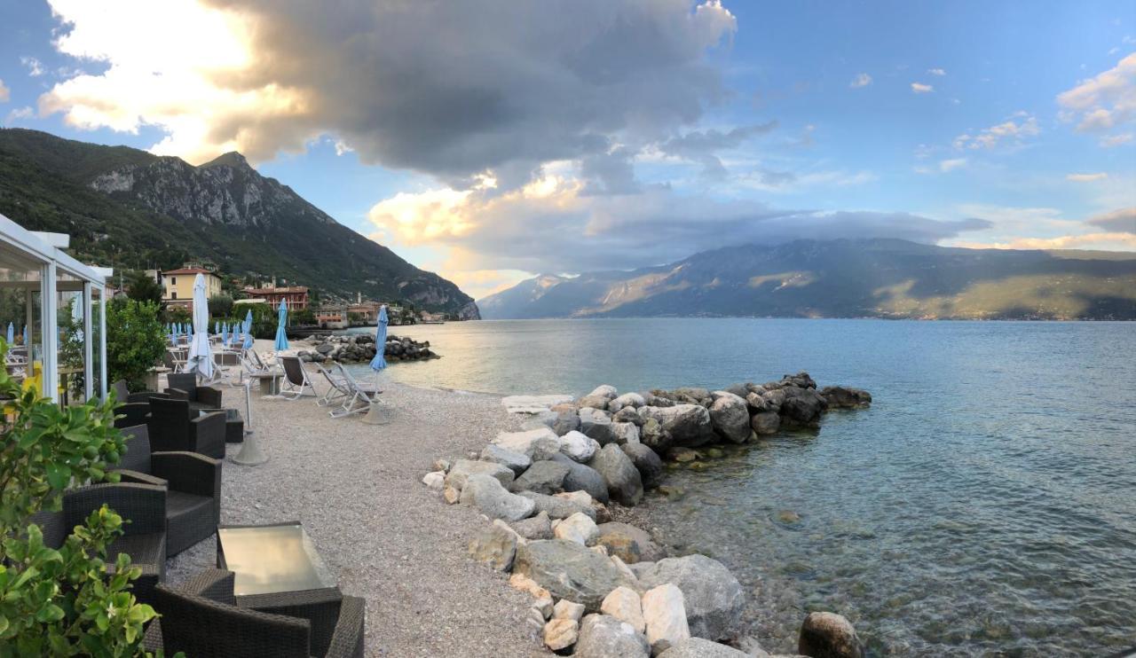 La Cascata Negli Ulivi Bed and Breakfast Toscolano Maderno Eksteriør billede