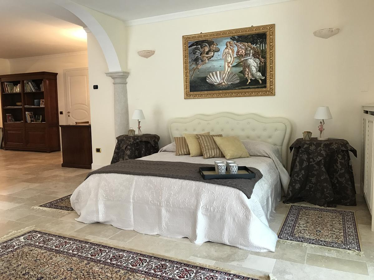 La Cascata Negli Ulivi Bed and Breakfast Toscolano Maderno Eksteriør billede