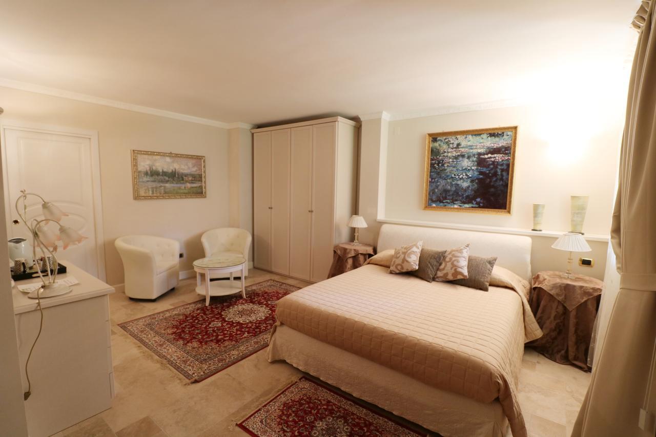 La Cascata Negli Ulivi Bed and Breakfast Toscolano Maderno Eksteriør billede